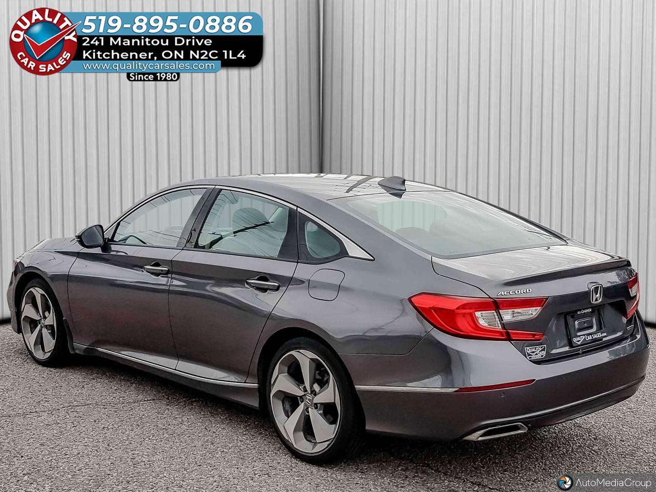 2019 Honda Accord Touring *LEATHER-SUNROOF* Photo