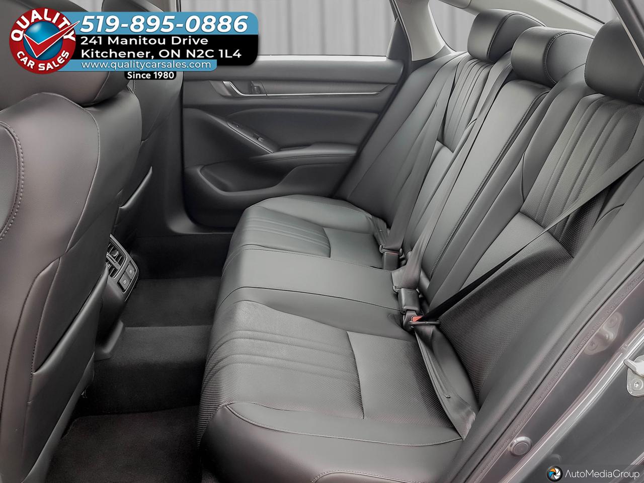 2019 Honda Accord Touring *LEATHER-SUNROOF* Photo