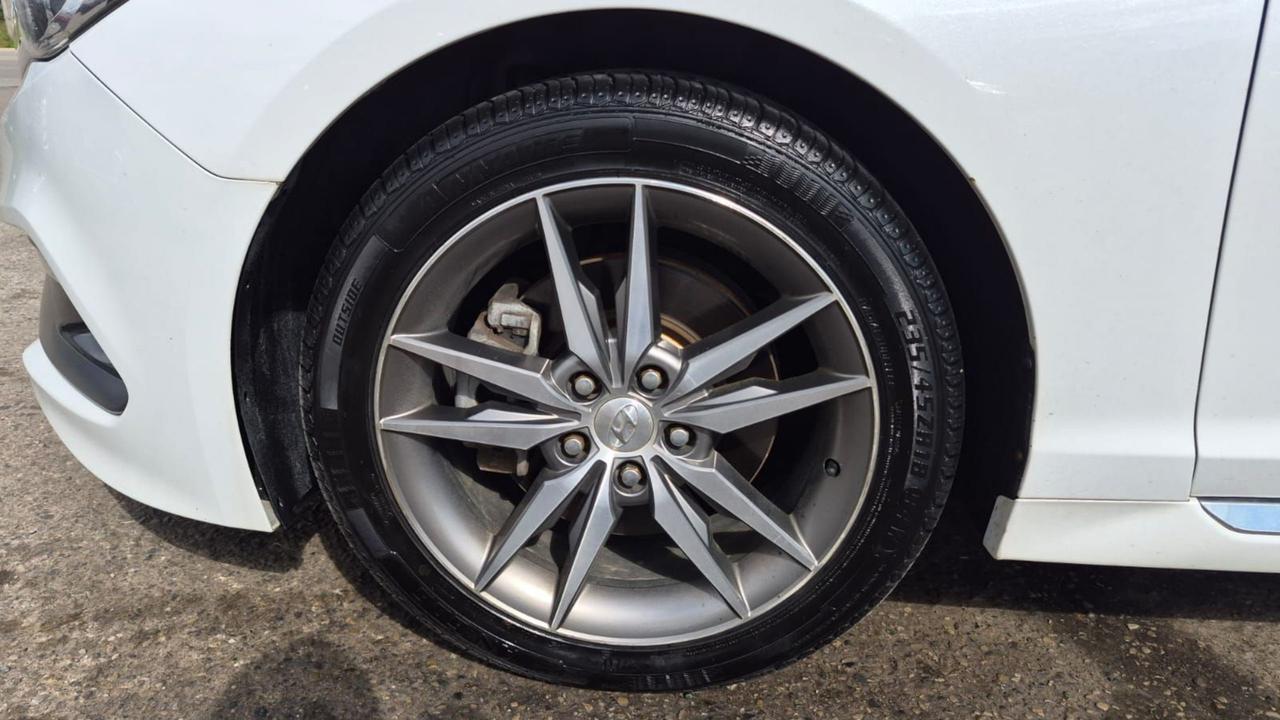 2015 Hyundai Sonata 2.0T Ultimate, WELL MAINTAINED, LOADED, CERTIFIED Photo