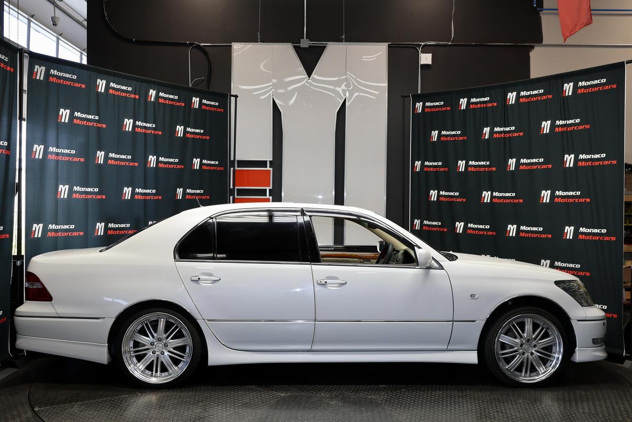 2003 Toyota Celsior RHD RWD Photo