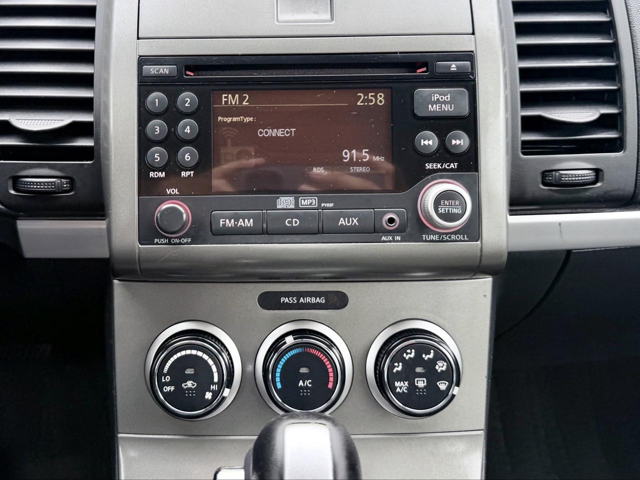 2012 Nissan Sentra FINANCING AVAILABLE Photo14