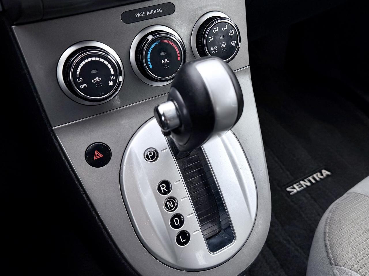 2012 Nissan Sentra FINANCING AVAILABLE Photo13