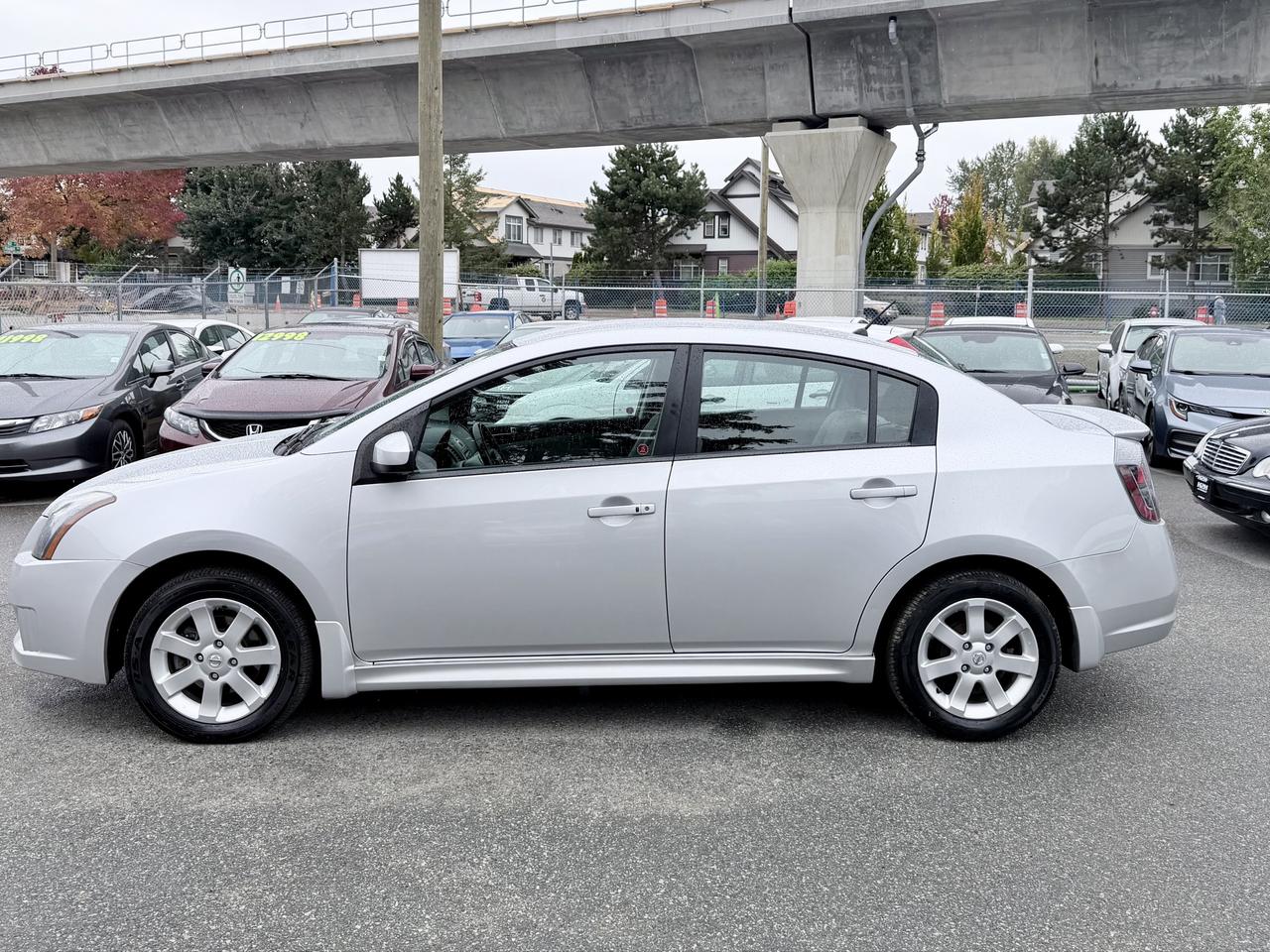 2012 Nissan Sentra FINANCING AVAILABLE Photo9