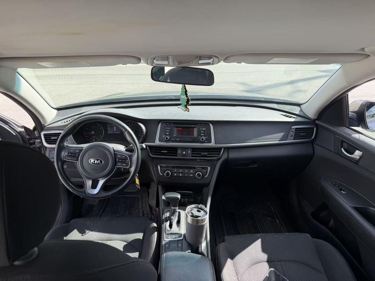 2017 Kia Optima 4DR SDN LX+ Photo