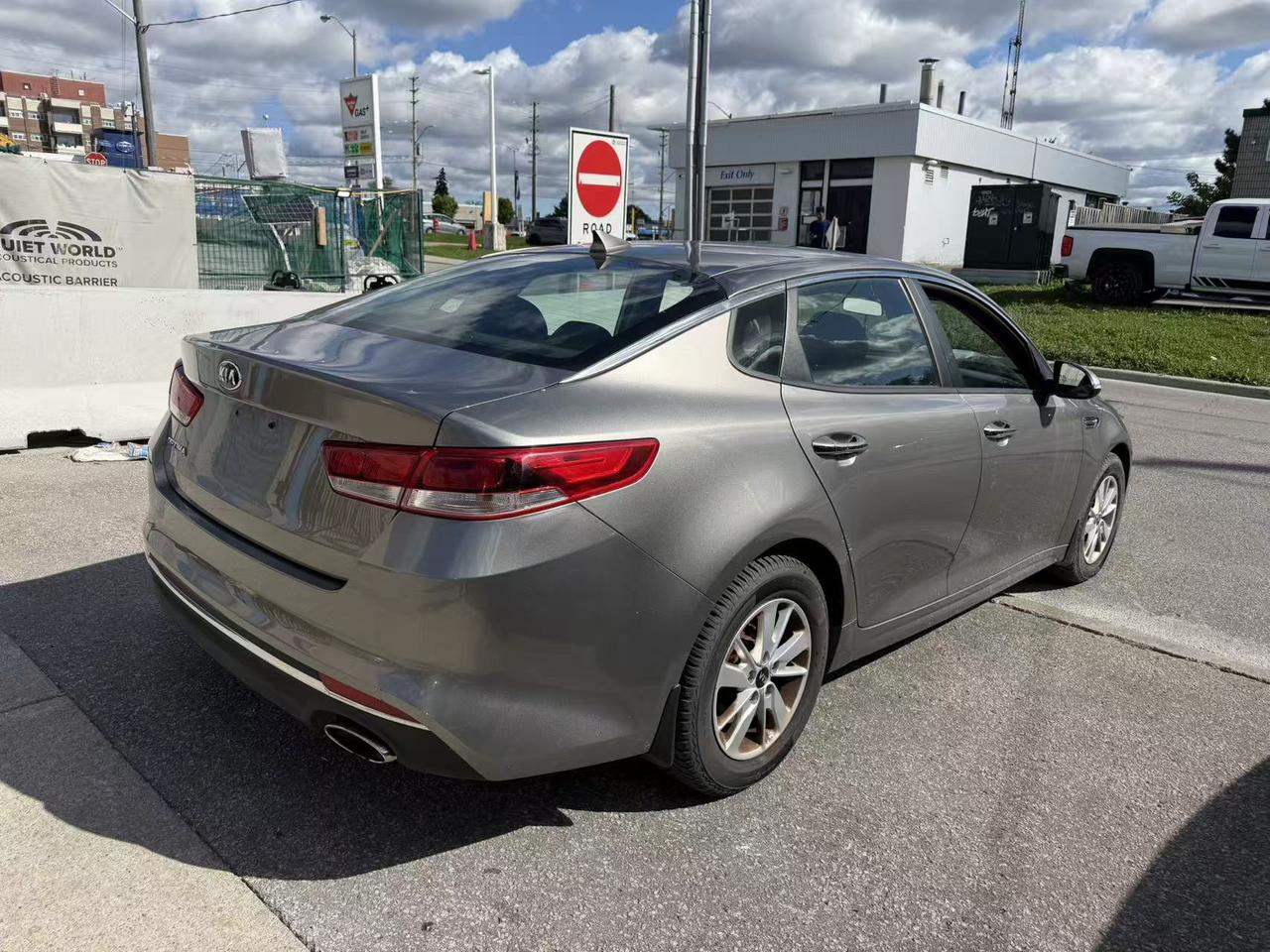 2017 Kia Optima 4DR SDN LX+ Photo