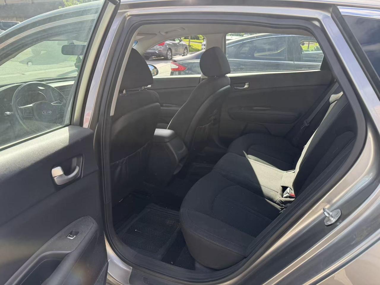 2017 Kia Optima 4DR SDN LX+ Photo