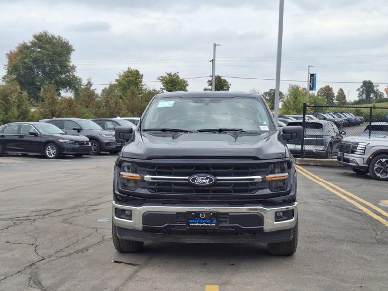 2025 Ford F-150 XLT Crew 4X4 | 5.0L V8 | 301A | Power Seat | Auto Climate | BLIS w/RCTA | CarPlay + Android & More ! Photo