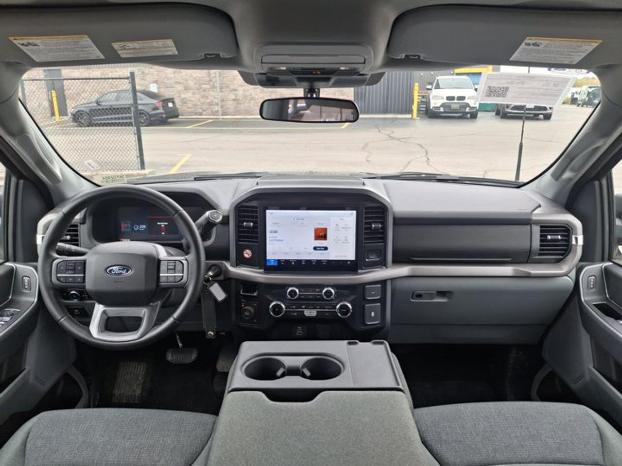 2025 Ford F-150 XLT Crew 4X4 | 5.0L V8 | 301A | Power Seat | Auto Climate | BLIS w/RCTA | CarPlay + Android & More ! Photo