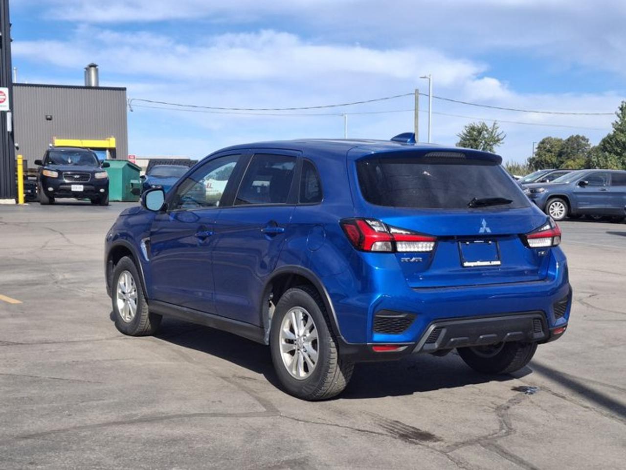 2024 Mitsubishi RVR SE AWC | Heated Seats | Apple CarPlay + Android Auto | Blind Spot | Rear Cam | and More ! Photo