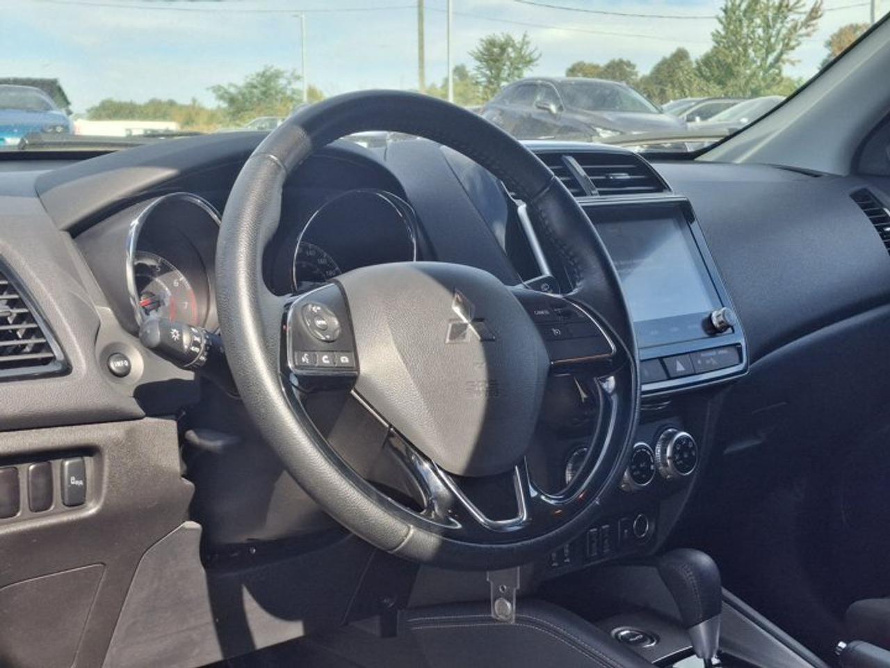 2024 Mitsubishi RVR SE AWC | Heated Seats | Apple CarPlay + Android Auto | Blind Spot | Rear Cam | and More ! Photo