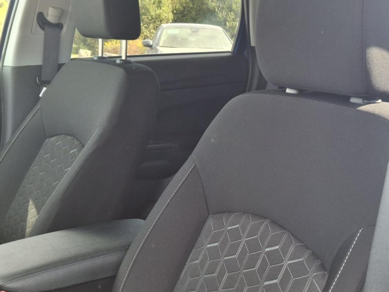 2024 Mitsubishi RVR SE AWC | Heated Seats | Apple CarPlay + Android Auto | Blind Spot | Rear Cam | and More ! Photo