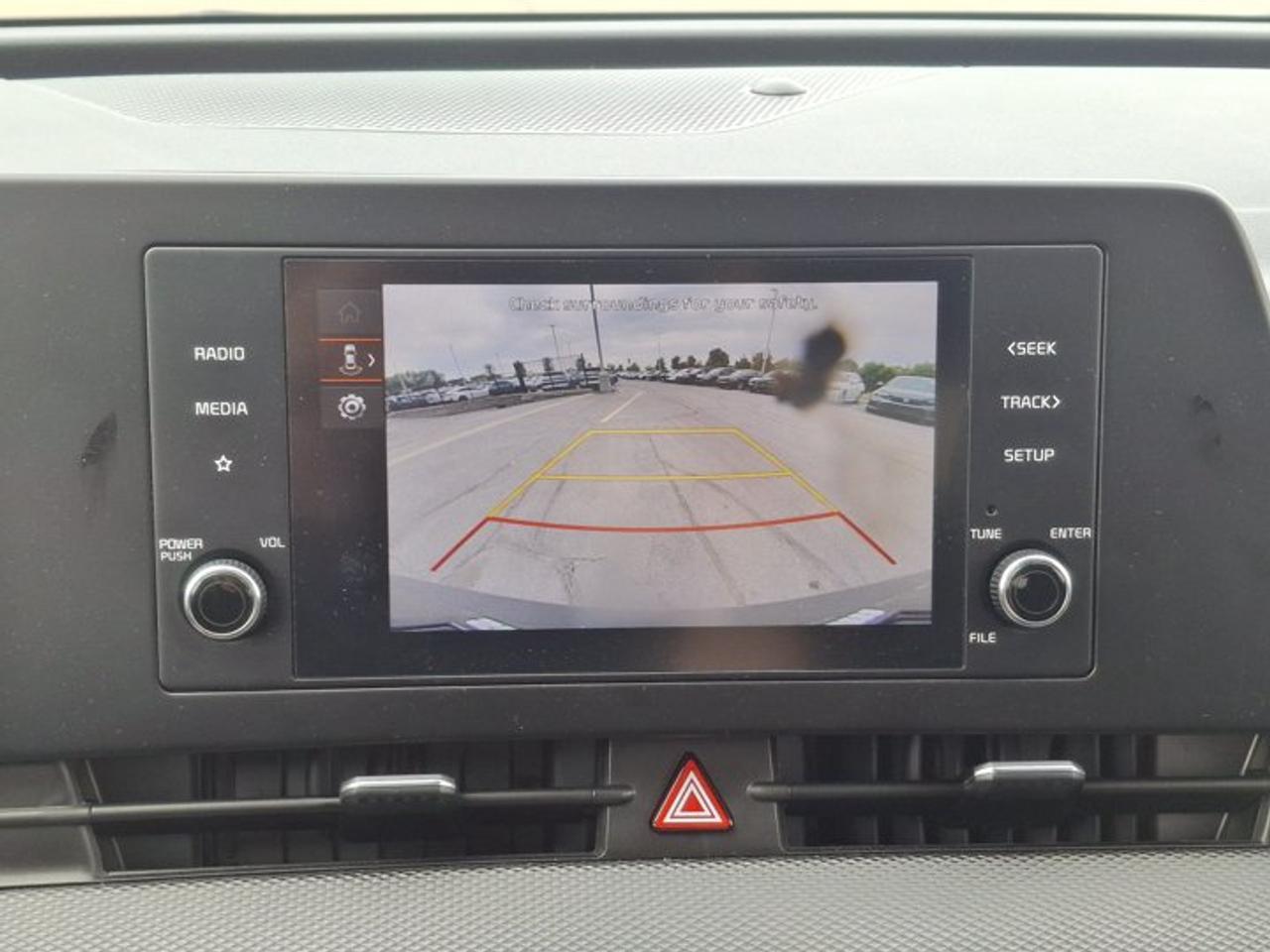 2024 Kia Sportage LX AWD | CarPlay + Android | Heated Seats | Rear Camera | and More ! Photo