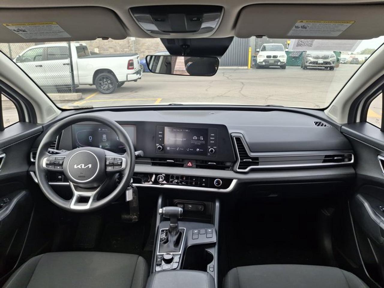 2024 Kia Sportage LX AWD | CarPlay + Android | Heated Seats | Rear Camera | and More ! Photo
