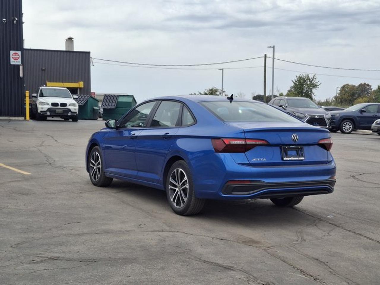 2024 Volkswagen Jetta Comfortline | Sport Pkg | Power Sunroof | Leather | Digital Cockpit | Adaptive Cruise | and More ! Photo2