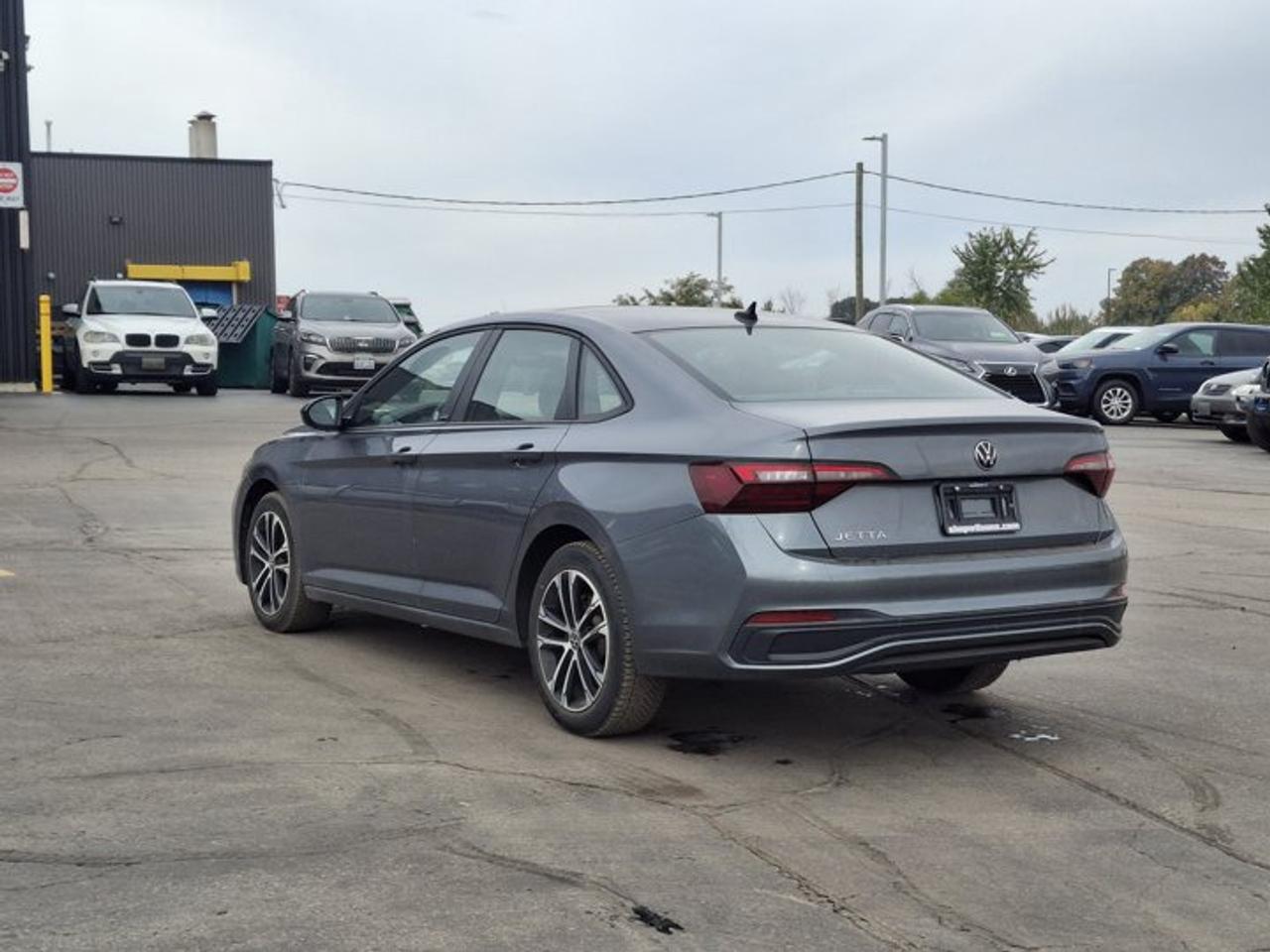 2024 Volkswagen Jetta Comfortline | Sport Pkg | Power Sunroof | Leather | Digital Cockpit | Adaptive Cruise | and More ! Photo