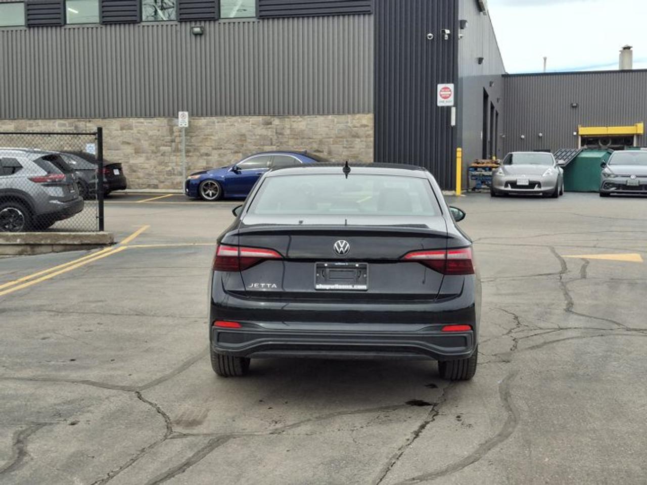 2024 Volkswagen Jetta Comfortline | Sport Pkg | Power Sunroof | Leather | Digital Cockpit | Adaptive Cruise | and More ! Photo