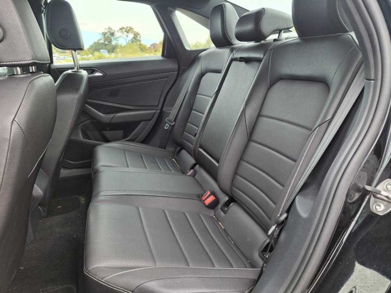 2024 Volkswagen Jetta Comfortline | Sport Pkg | Power Sunroof | Leather | Digital Cockpit | Adaptive Cruise | and More ! Photo