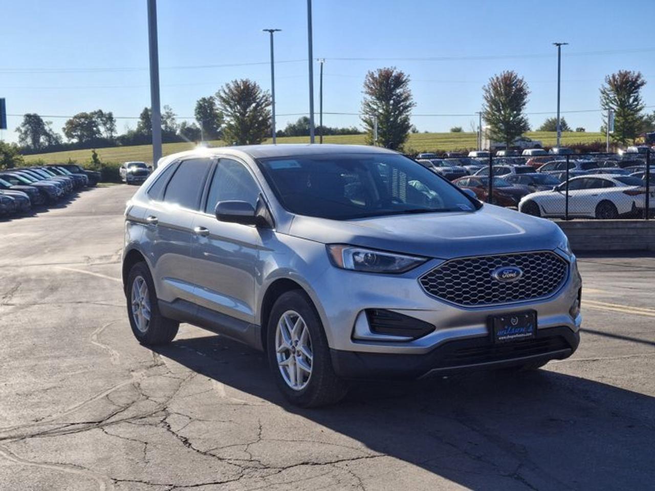 2024 Ford Edge SEL AWD | Heated Seats | Remote Start | Power Liftgate | CarPlay + Android | and More ! Photo