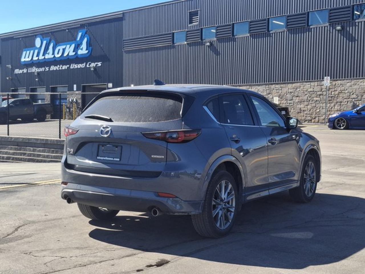 2025 Mazda CX-5 GT AWD | Leather | Sunroof | Heated + Ventilated Seats | Heated Steering | Bose Audio | and More ! Photo