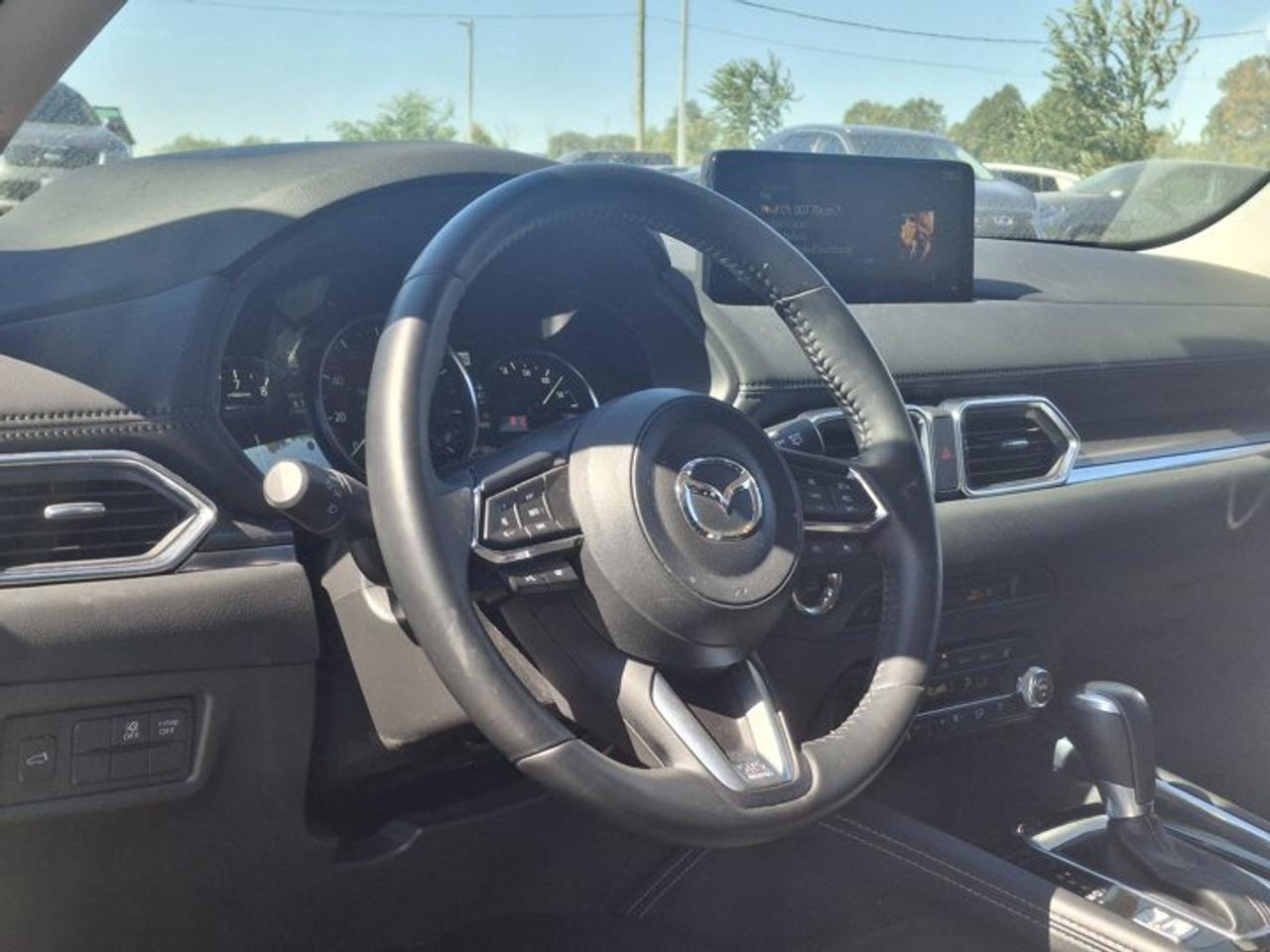 2025 Mazda CX-5 GT AWD | Leather | Sunroof | Heated + Ventilated Seats | Heated Steering | Bose Audio | and More ! Photo