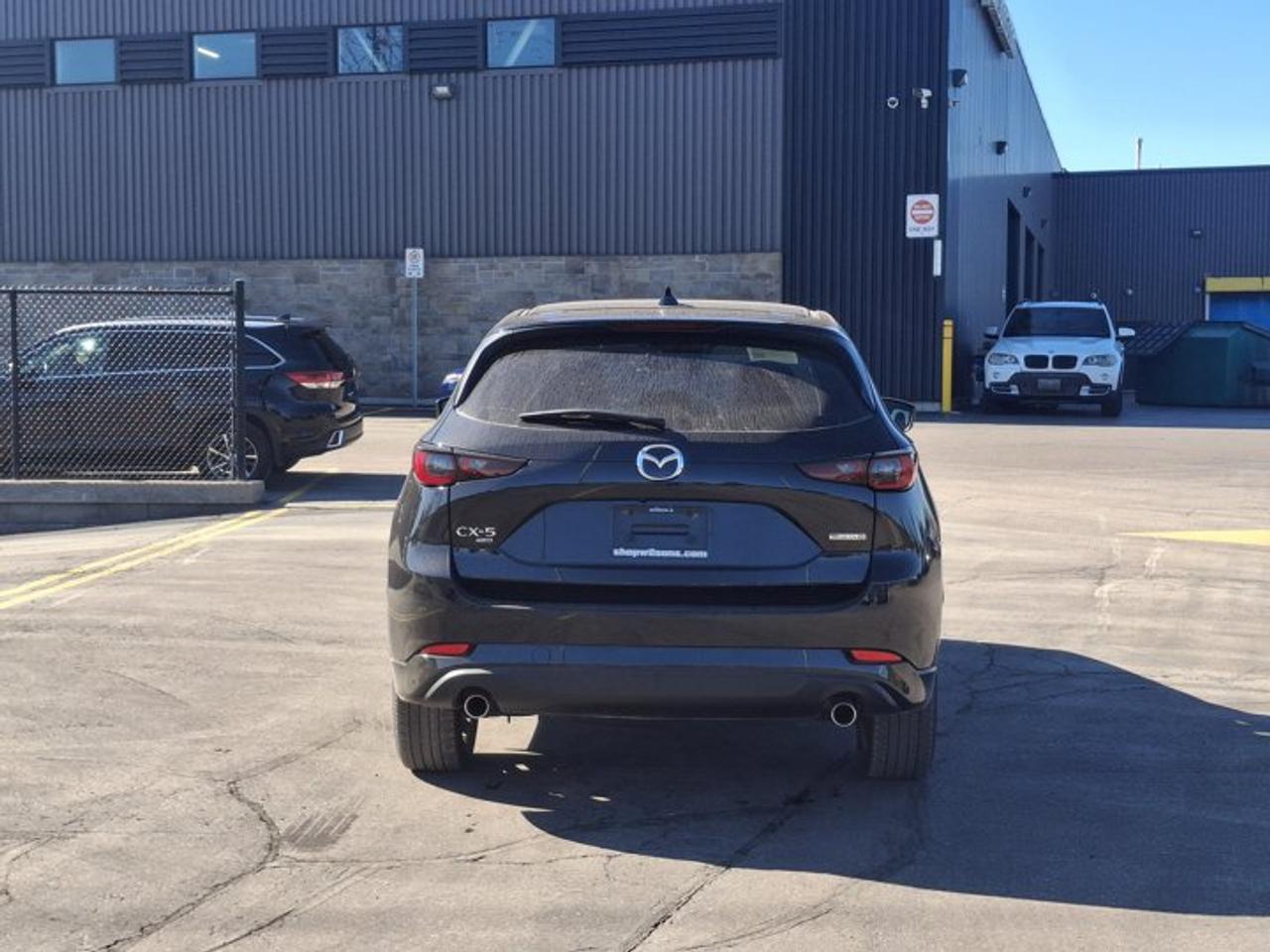2025 Mazda CX-5 GT AWD | Leather | Sunroof | Heated + Ventilated Seats | Heated Steering | Bose Audio | and More ! Photo