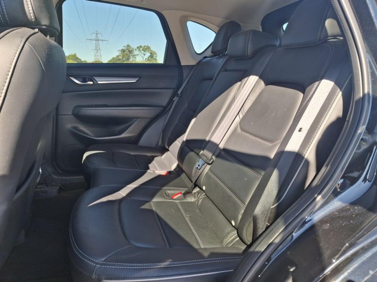 2025 Mazda CX-5 GT AWD | Leather | Sunroof | Heated + Ventilated Seats | Heated Steering | Bose Audio | and More ! Photo