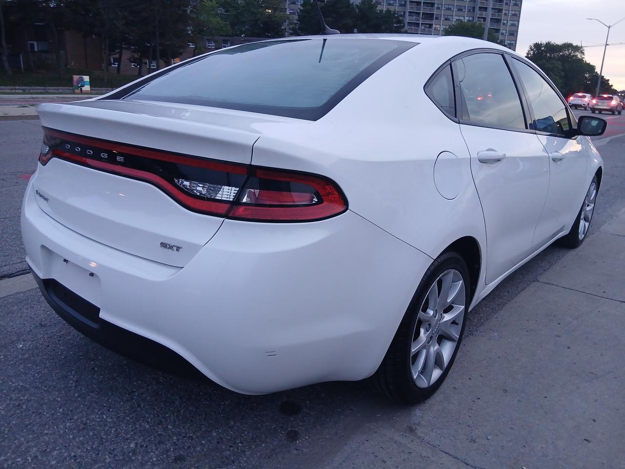2013 Dodge Dart SXT-EXTRA CLEAN- 4CYL-BLUETOOTH-AUX-ALLOYS Photo