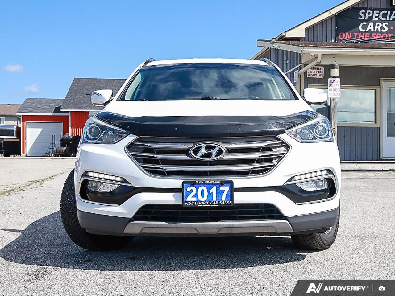2017 Hyundai Santa Fe Sport FWD 4dr 2.4L Premium, ECO,R/V CAM, H/SEATS&S.WHEEL - Photo #2