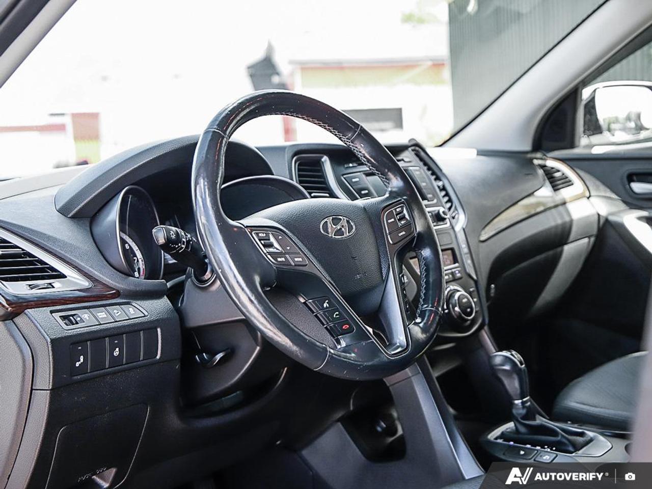 2017 Hyundai Santa Fe Sport FWD 4dr 2.4L Premium, ECO,R/V CAM, H/SEATS&S.WHEEL - Photo #13