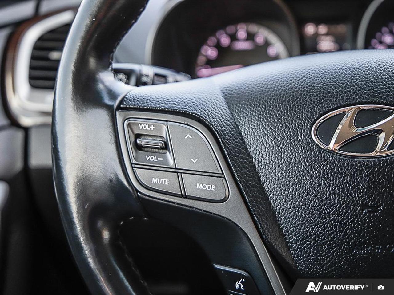 2017 Hyundai Santa Fe Sport FWD 4dr 2.4L Premium, ECO,R/V CAM, H/SEATS&S.WHEEL - Photo #18