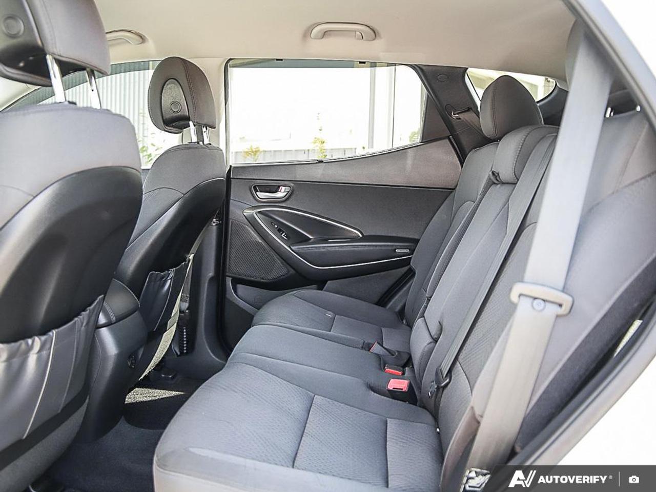 2017 Hyundai Santa Fe Sport FWD 4dr 2.4L Premium, ECO,R/V CAM, H/SEATS&S.WHEEL - Photo #24