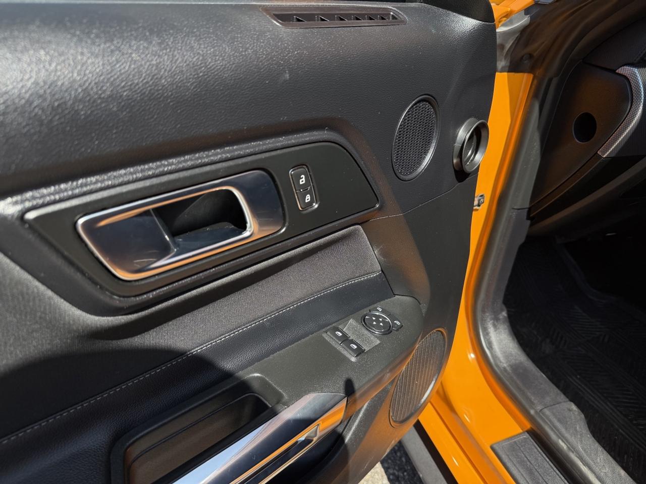 2019 Ford Mustang EcoBoost|Clean Carfax|Apple CarPlay Photo