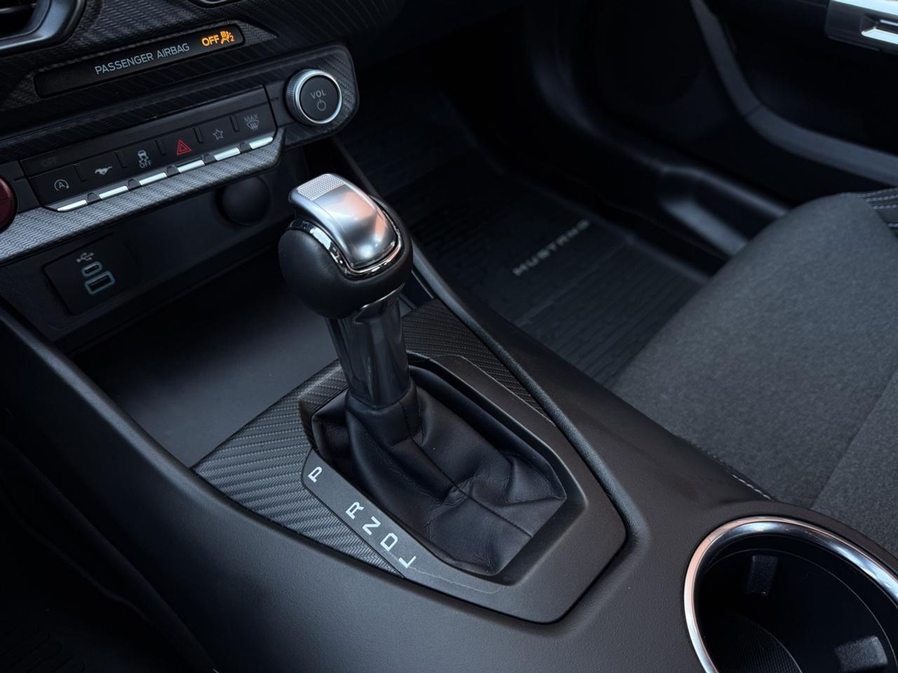 2025 Ford Mustang EcoBoost|One Owner|Super Low Kms Photo