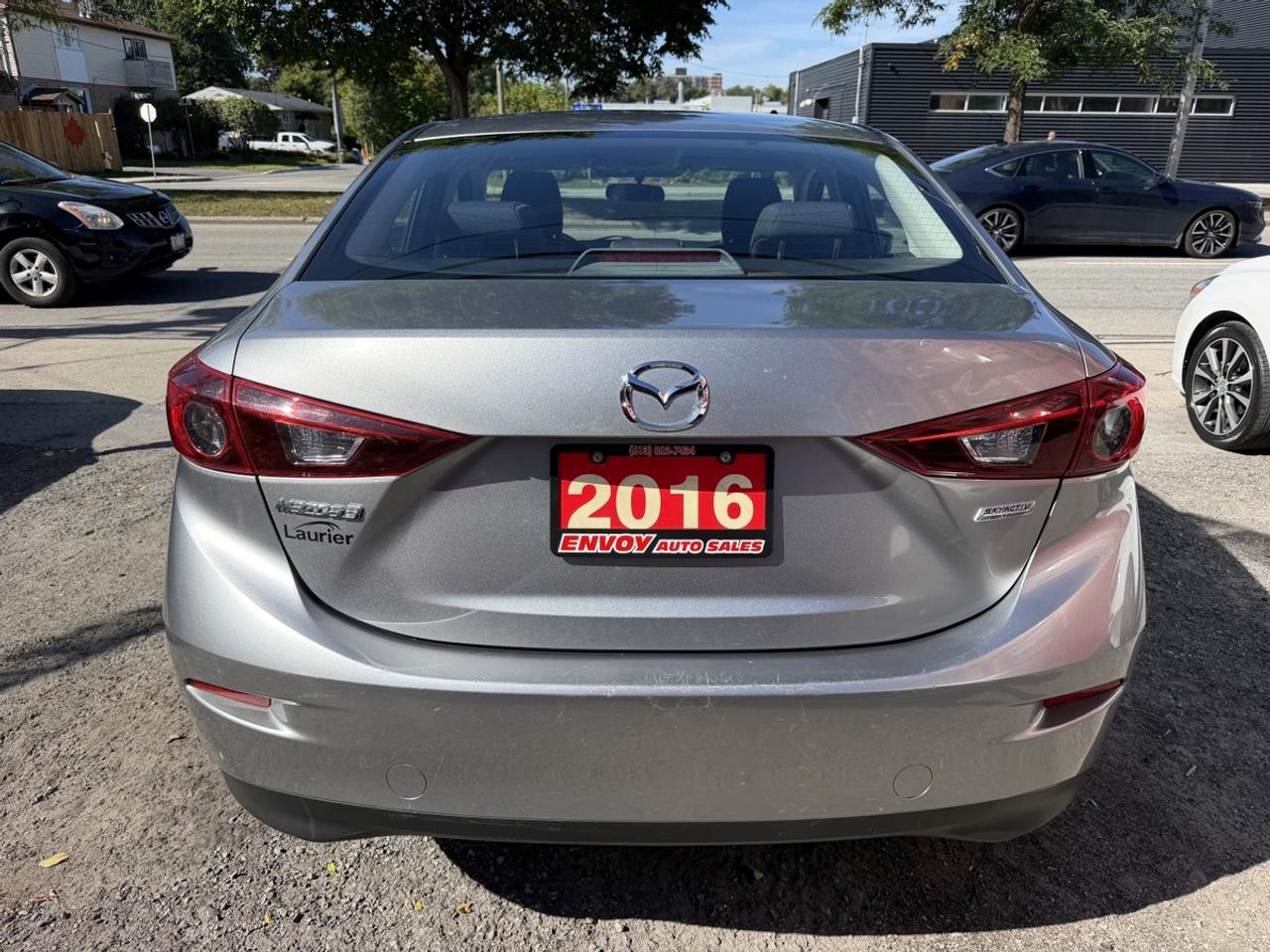 2016 Mazda MAZDA3 6-SPEED Photo