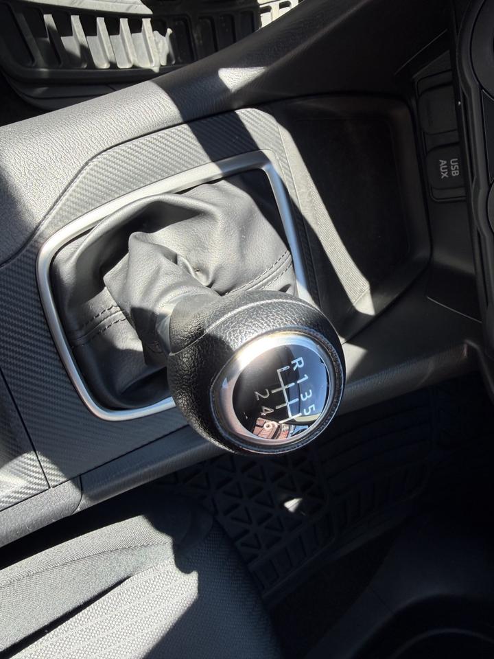 2016 Mazda MAZDA3 6-SPEED Photo