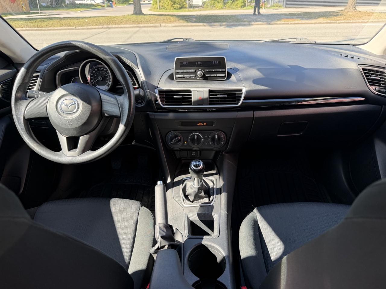 2016 Mazda MAZDA3 6-SPEED Photo