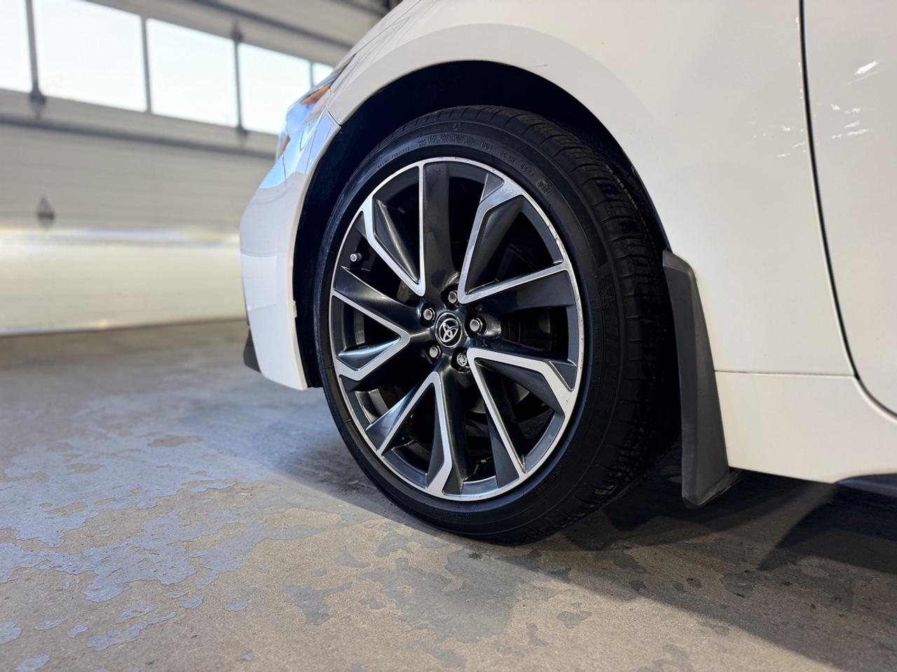 2021 Toyota Corolla SE Photo2