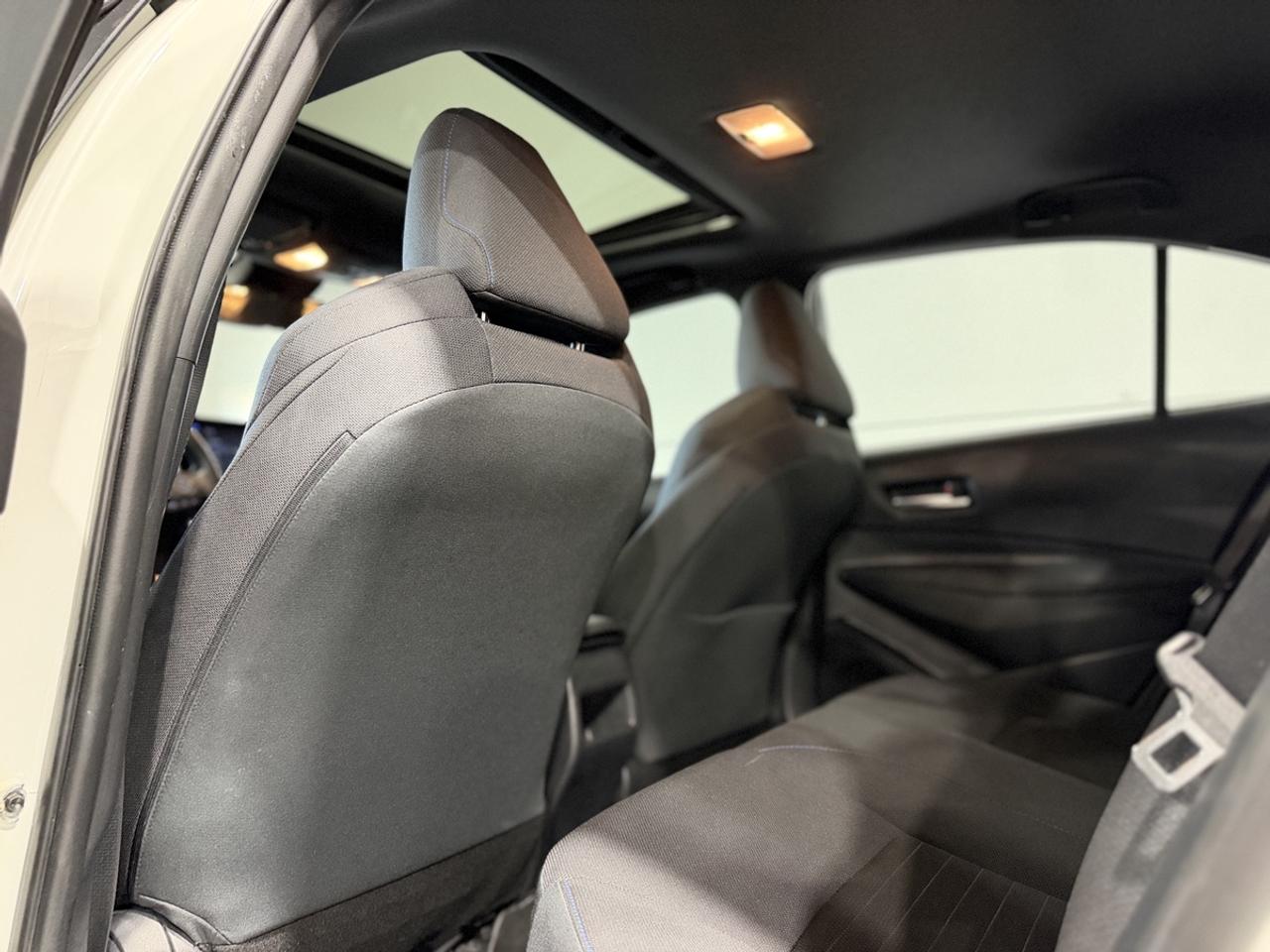 2021 Toyota Corolla SE Photo