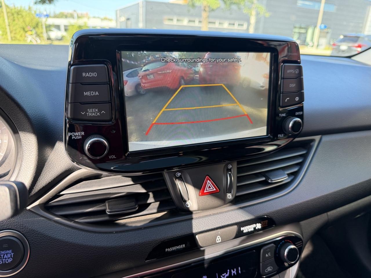 2018 Hyundai Elantra GT GLS Photo