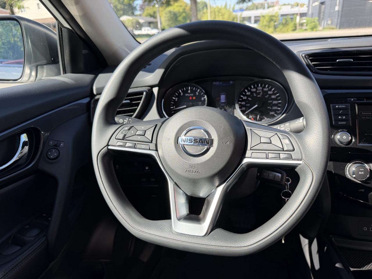 2018 Nissan Rogue S Photo