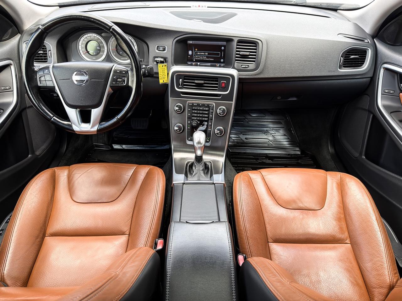 2013 Volvo S60 T5 AWD Platinum Photo