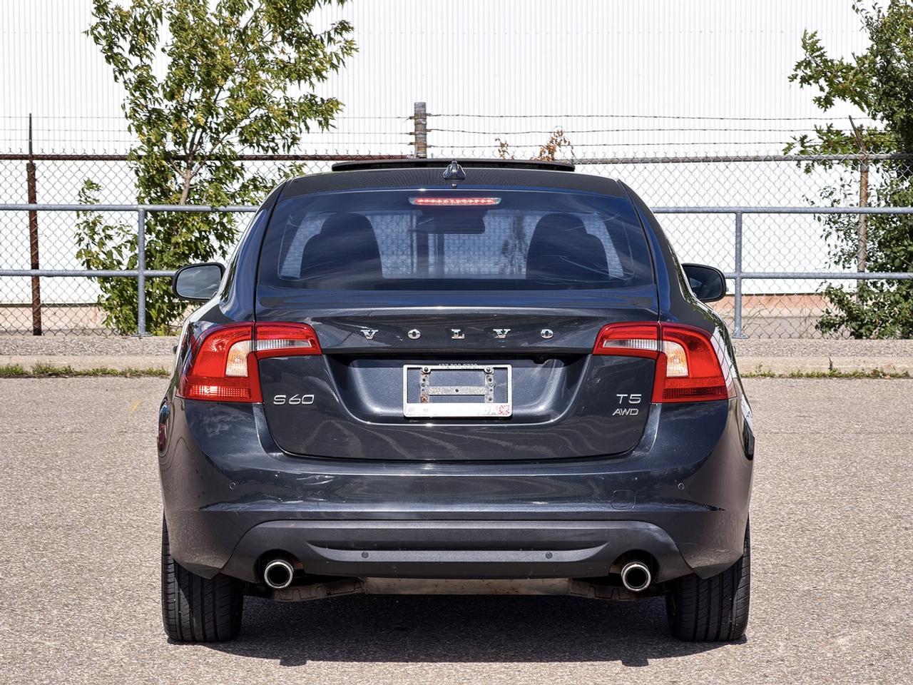 2013 Volvo S60 T5 AWD Platinum Photo