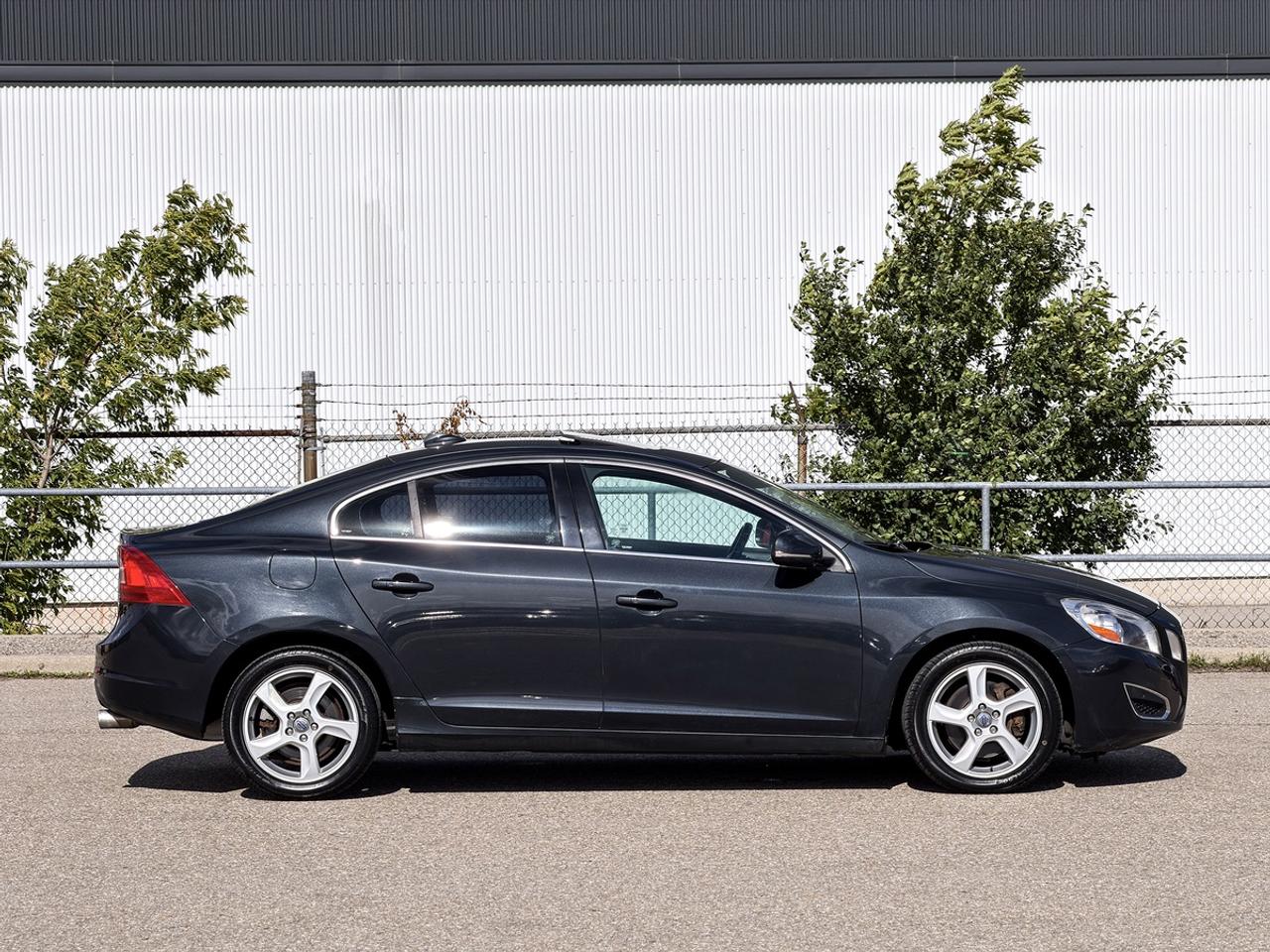 2013 Volvo S60 T5 AWD Platinum Photo