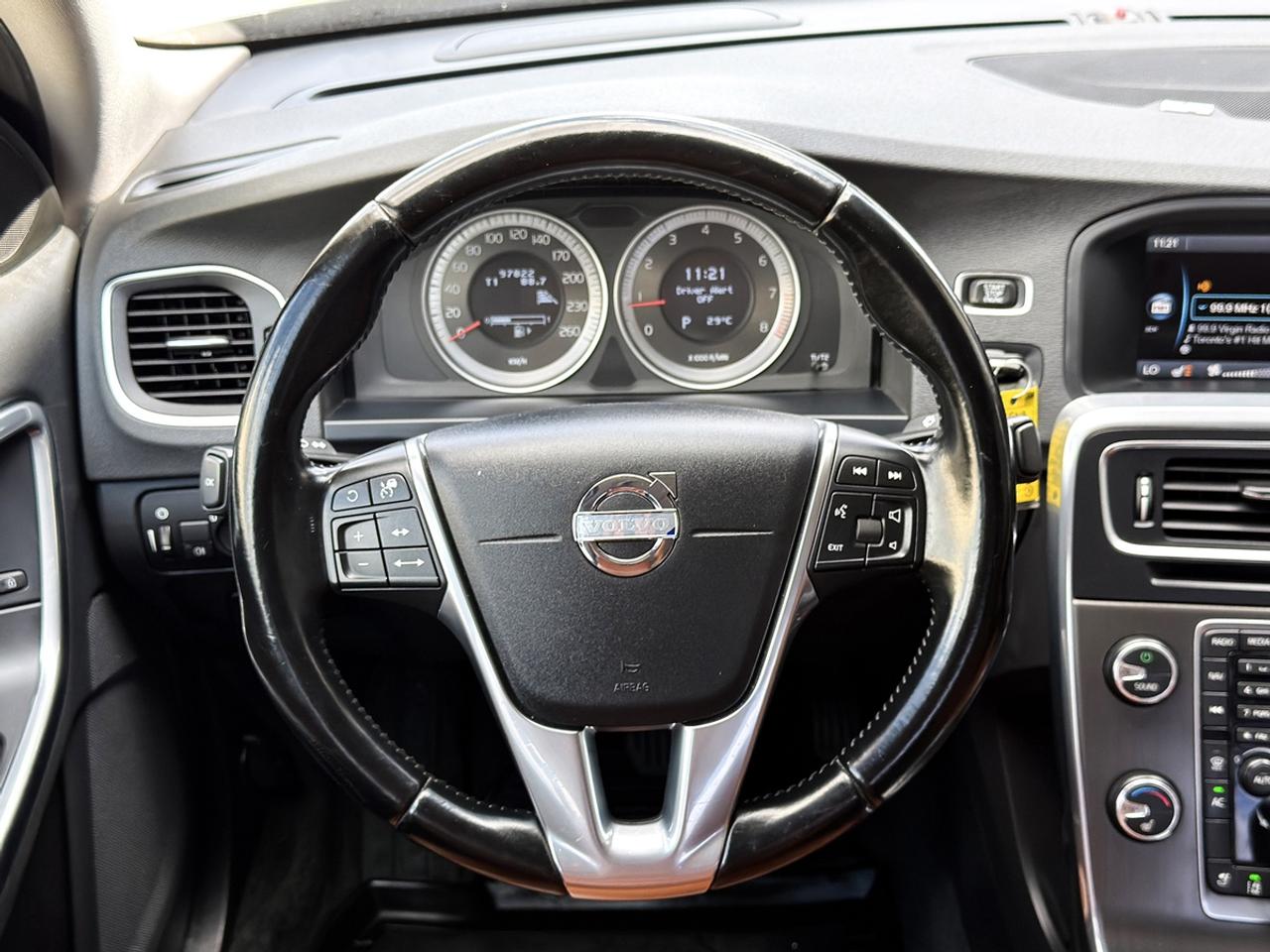 2013 Volvo S60 T5 AWD Platinum Photo