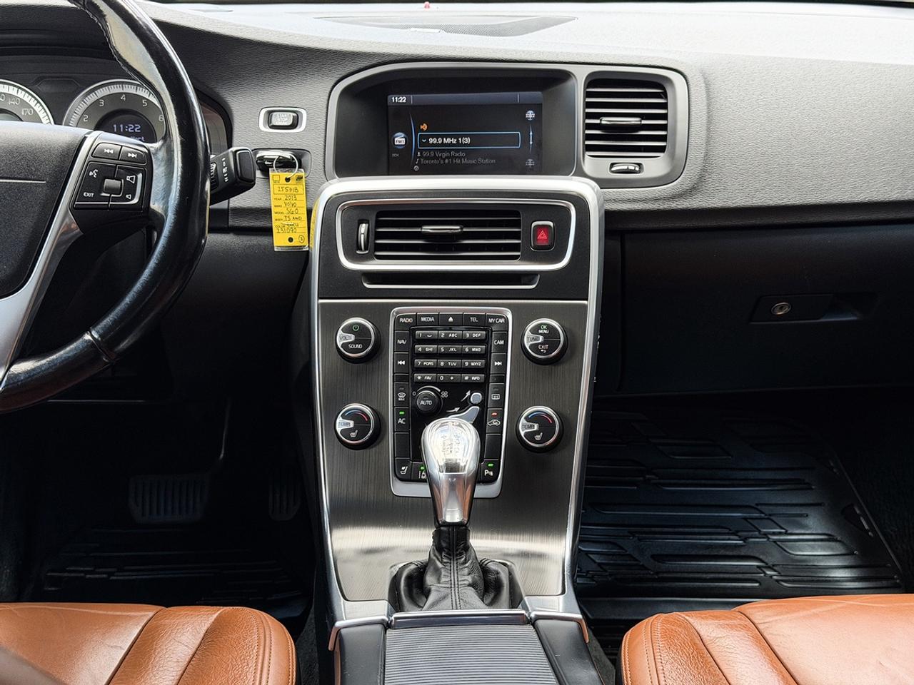 2013 Volvo S60 T5 AWD Platinum Photo