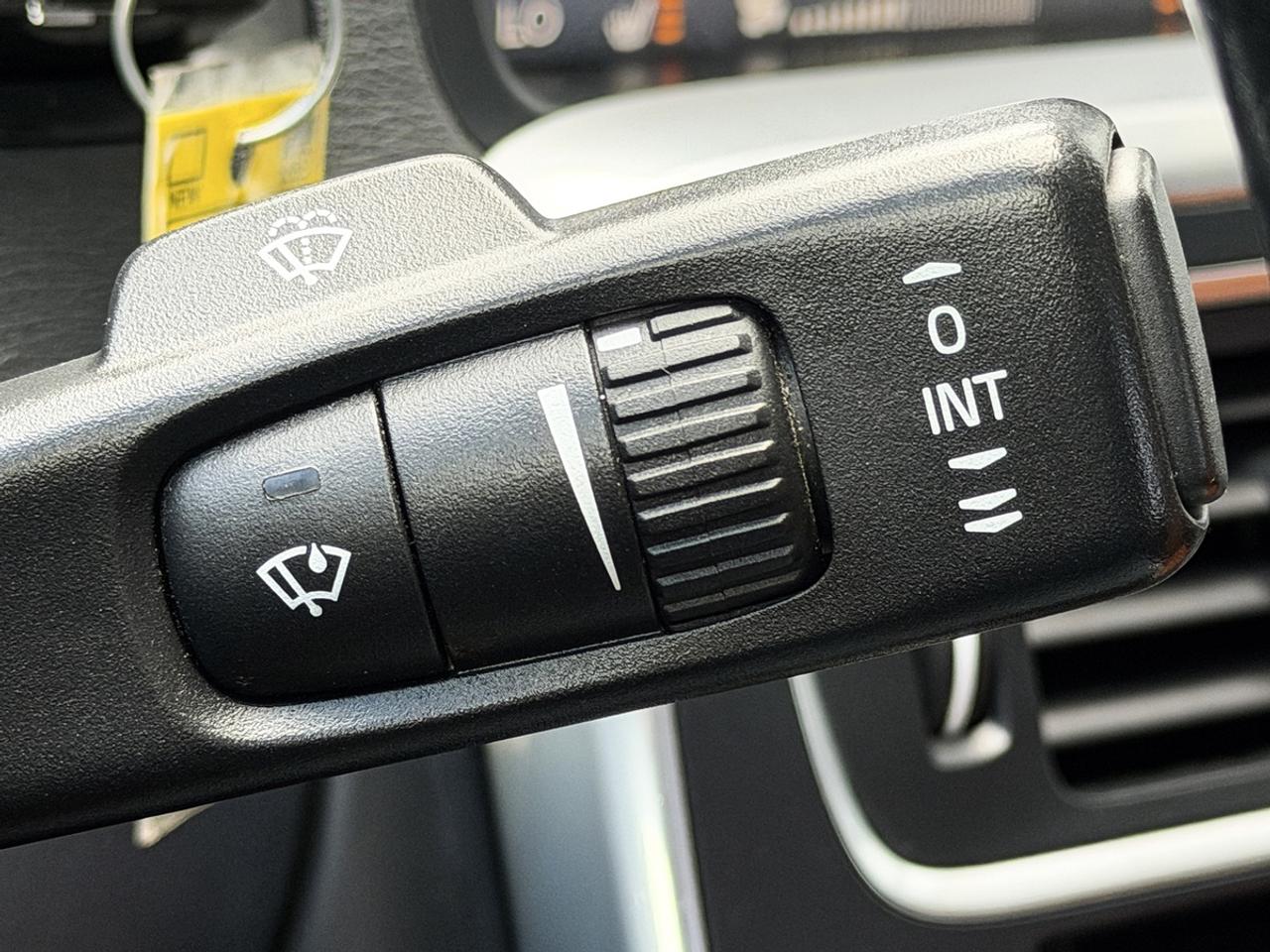 2013 Volvo S60 T5 AWD Platinum Photo