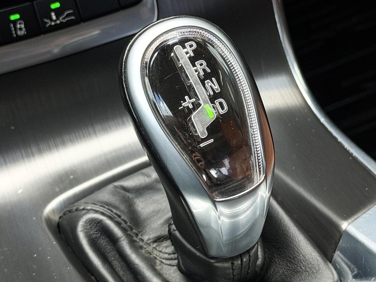 2013 Volvo S60 T5 AWD Platinum Photo