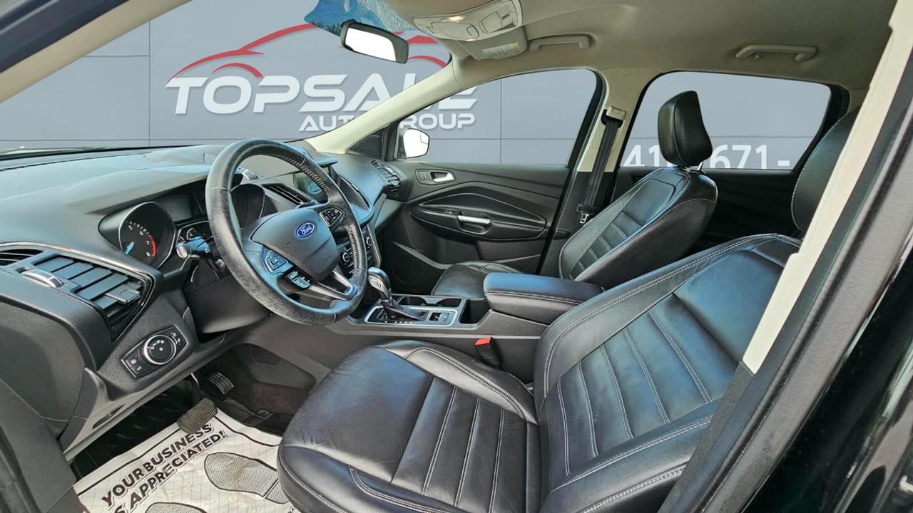 2018 Ford Escape SEL 4WD Photo