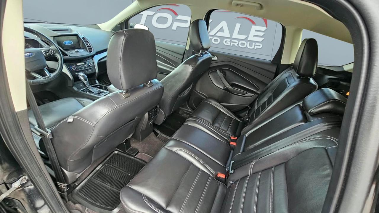 2018 Ford Escape SEL 4WD Photo