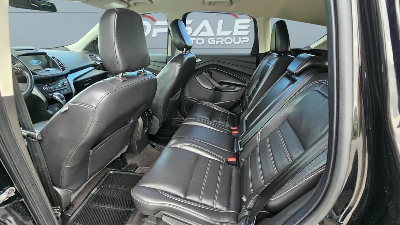 2018 Ford Escape SEL 4WD Photo